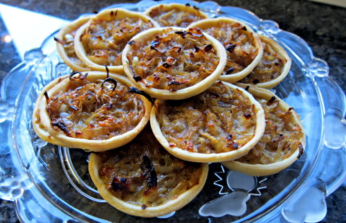 sipulipiirakat sipulipiirakat